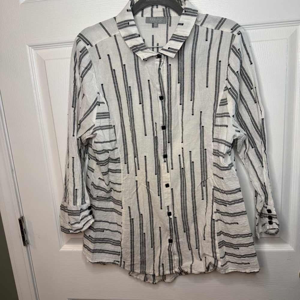 Habitat Womens Long Sleeved Button Down Shirt White with Black Stripe Detail GUC